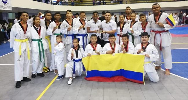 Taekwondistas cienagueros ganaron oro y plata en Perú.