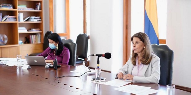 La vicepresidenta también hizo mención del caso de la niña indígena que fue violada en Risaralda por siete miembros del Ejército Nacional y anunció nuevas medidas en contra de la violencia de género. 