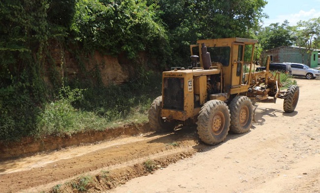 Hace poco la Alcaldía de Ariguaní dio inicio a las labores de pavimentación en algunas vías del municpio.