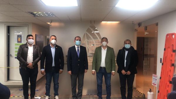 En la reunión estuvieron presentes alcaldes del departamento, congresistas y funcionarios del Gobierno Nacional.