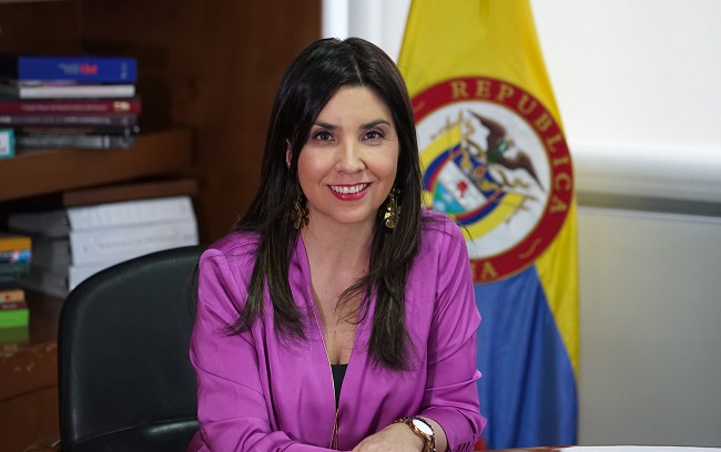 Ministra de Educación, María Victoria Angulo. 