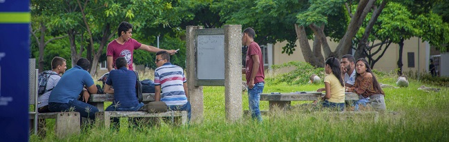 Los estudiantes invitaron a más miembros de la comunidad académica a levantar su voz pidiendo respeto por la decisión que tomaron en la pasada jornada electoral.