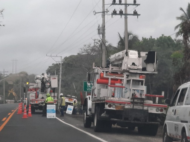 Personal técnico en sitio de la suspensión.