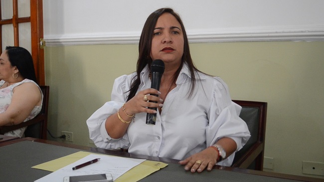 Elizabeth Molina, diputada.