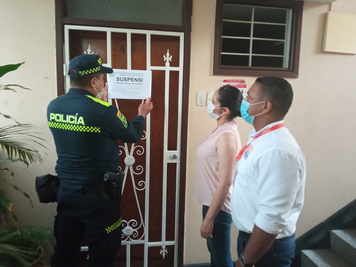  Los funcionarios visitaron 12 apartamentos que operan con finalidades turísticas y se realizó el cierre de 4 de ellos por tener el RNT suspendido.