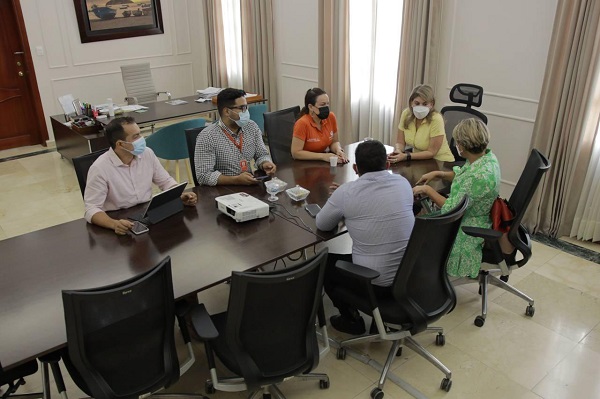 La mandataria de los samarios, junto con la Secretaría de Seguridad, llevó a cabo una reunión con representantes del Inpec.