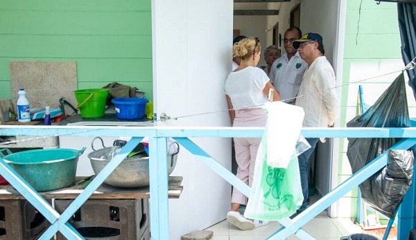Según explicó el costo de las mismas viviendas habría sido “tres veces más baratas y el proceso no hubiera costado $ 1.2 billones sino una cifra sustancialmente menor”.