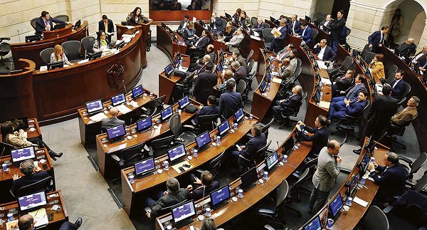En el foro participaron los parlamentarios locales, la gobernadora Elsa Noguera, el alcalde Jaime Pumarejo; así como el ministro de Hacienda y Crédito Público, José Antonio Ocampo.