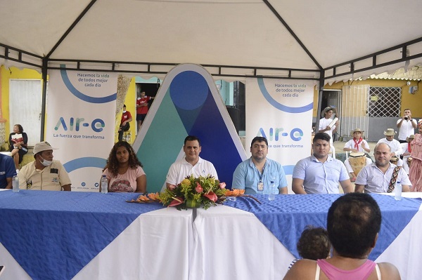 El evento de inauguración fue liderado por el gerente territorial de Air-e, Diego Rincones con la presencia de autoridades distritales, dirigencia comunal y comunidad en general.