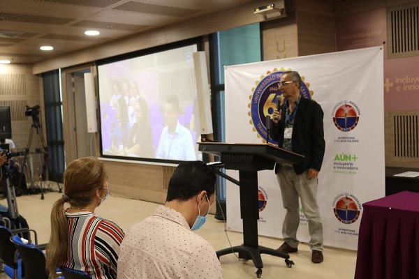  El doctor Jorge Andrick Parra, Presidente de la Asociación Colombiana de Dinámica de Sistemas inauguró el evento.