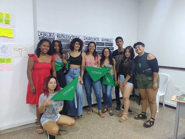El Distrito brinda estos espacios de diálogo a través de la Secretaría de la Mujer y Equidad de Género, enmarcados en el Plan de Desarrollo Distrital. 