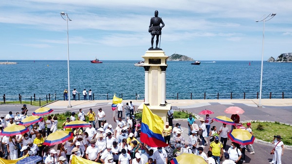 El punto de encuentro de la marcha será en la plazoleta de la estatua de Rodrigo de Bastidas en el camellón de la Bahía.