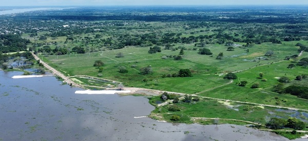 La emergencia por erosión del río Magdalena ha ocasionado que se pierdan 3 kilómetros de la carretera nacional Salamina-El Piñón.