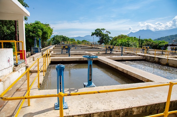  Estas labores tienen por objetivo optimizar la distribución del agua potable y mejorar de manera significativa el abastecimiento del preciado líquido. 