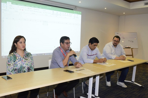 En rueda de prensa se realizó el lanzamiento de ‘La Marcatón’ para la transformación real de las empresas de los emprendedores locales.
