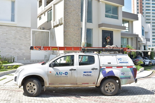 Personal de la empresa Air-e realizó la inspección correspondiente para dar fin a las irregularidades que se presentaban en el condominio de Villa Campestre.