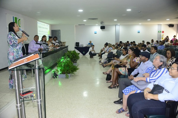 Representantes de la directiva de la UCC, del Gobierno Nacional, local y departamental participaron de la apertura de laRepresentantes de la directiva de la UCC, del Gobierno Nacional, local y departamental participaron de la apertura de la cátedra Unesco. cátedra Unesco.