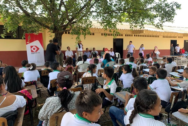 Con estas iniciativas Drummond aporta espacios propicios para un desarrollo académico adecuado de las zonas rurales.