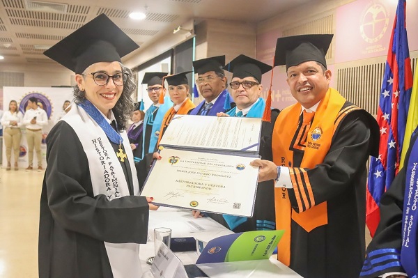 Unimagdalena otorga título Honoris Causa a la senadora María José Pizarro. El reconocimiento se da como una distinción académica por la trayectoria y aportes a la sociedad.