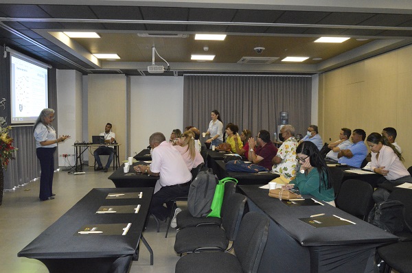 En el conversatorio participaron los periodistas de los diferentes medios de comunicación del Distrito.