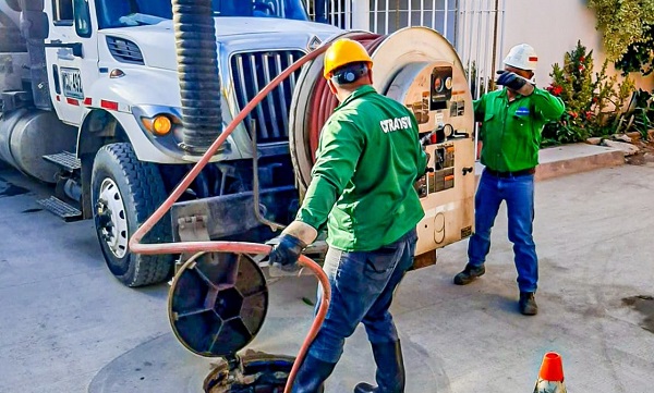 Los operativos se realizaron para evitar obstrucciones en el sistema y evitar la inspección de humedades o malos olores que puedan ocasionar contaminación ambiental. 