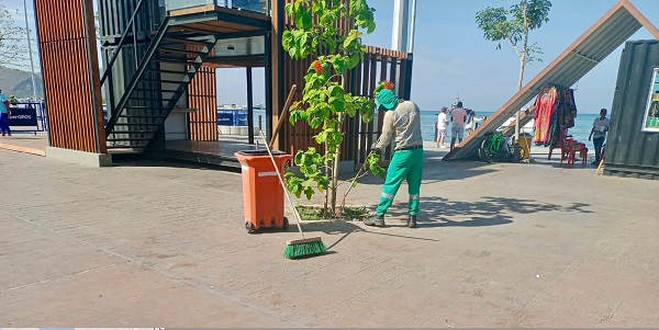 Atesa realizó barridos en las diferentes zonas del Centro Histórico. 