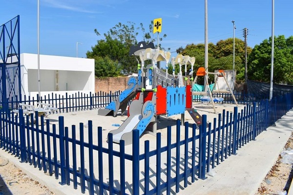 El proyecto que desde ya es motivo de satisfacción y orgullo en la comunidad algarrobera, avanza con gran ritmo en la cabecera municipal.