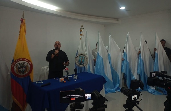 Rueda de prensa en la que el sacerdote Alfredo Ordóñez, dio a conocer a los medios su precandidatura a la Alcaldía de Santa Marta. 