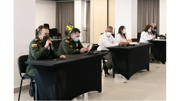 En la reunión se establecieron puntos ante los casos de delincuencia que se ha presentado en la Ciudad.