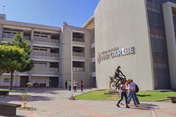La comunidad universitaria manifestó agrado por el nuevo reto asumido con la búsqueda de la Acreditación Internacional ‘Engaged University’.