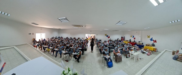 Con éxito se realizo la jornada de insumos a tenderos colombianos, en pro de seguir aportandole  positivamente a los ciudadanos. 