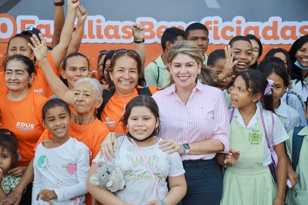Niños, niñas y jóvenes que hacen parte del barrio Miguel Pinedo, no dejaron de demostrar su felicidad por esta gestión.