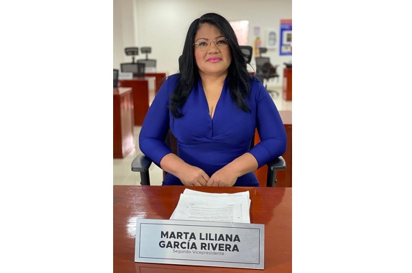 La concejal Marta Garcia no está de acuerdo con la situación presentada con la Adjudicación del Pae.