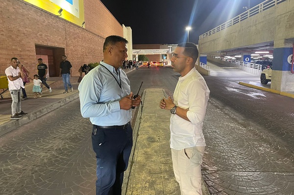 El secretario de Movilidad, Multimodal y Sostenible, hace presencia para mejor la situación. 