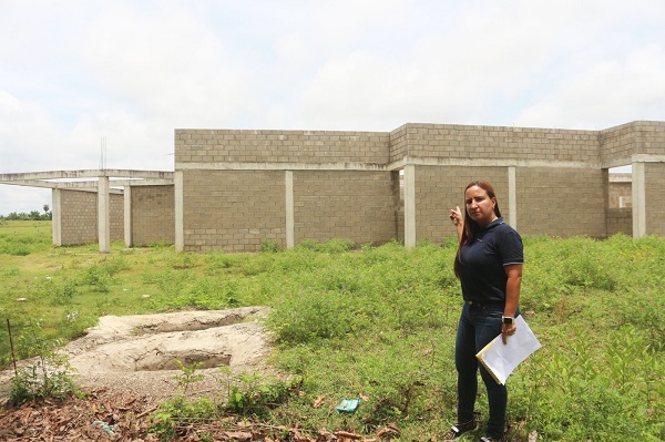 Siguen presentándose las obras inconclusas en el Magdalena y el descuido en la educación.