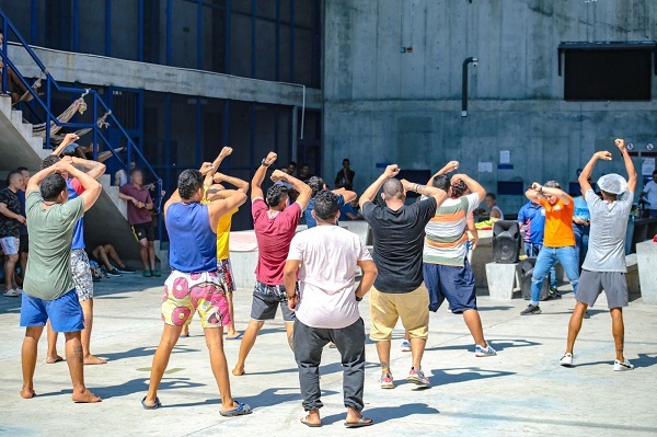 Los privados de la libertad también recibirán actividad física musicalizada tres veces por semana.