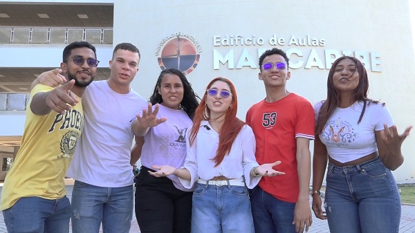 Los estudiantes se mostraron entusiasmados y alegres al conocer que la Universidad está en el Campus de Excelencia Internacional del Mar.     