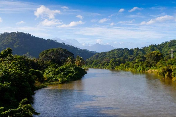 La solución son los ríos Guachaca y Buritaca, y la construcción de la planta de tratamiento ubicada en El Curval.