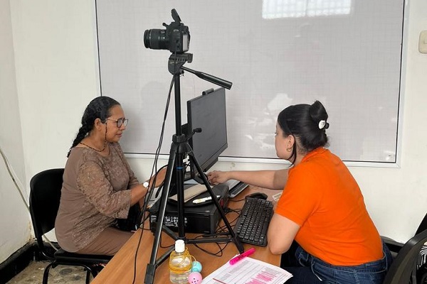 Esta dependencia cuenta con tres ventanillas de atención, contando con equipos más optimizados para acelerar los procesos de registro en el tramite de este documento. 