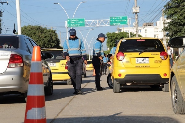 Sobre esta medida aplicada a 12 conductores, también fueron notificadas las cinco empresas a las que se encuentran afiliados.