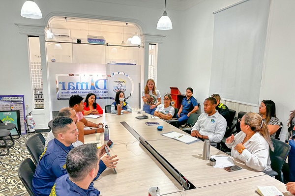 En la mesa de trabajo estuvieron Indetur, Dadsa, Ogricc, Secretaría de Planeación, Dimar, Policía Metropolitana y Corpamag.