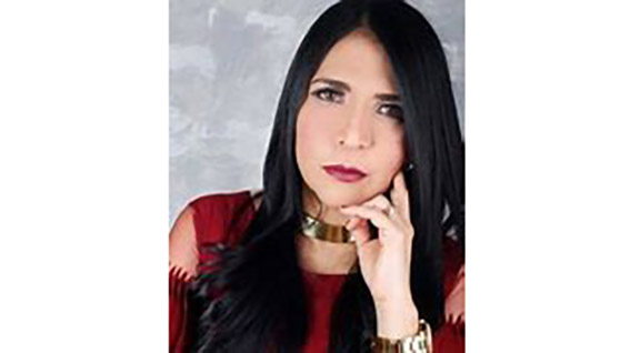 Martha López.