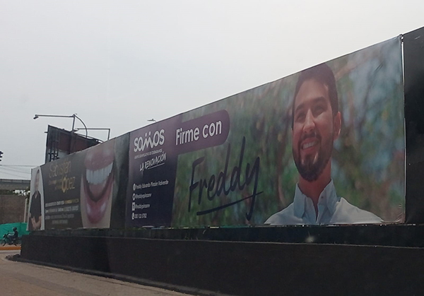 Esta es la valla publicitaria de la campaña de recolección de firmas del movimiento “Somos” liderada por Fredy Pinzón aspirante a la alcaldía.