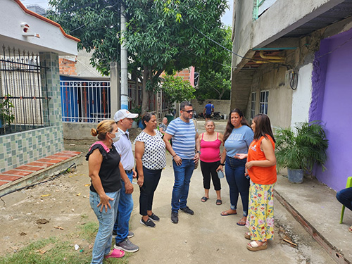 El equipo de la Alcaldía pudo evidenciar que las guayas que sujetaban la estructura se encontraban desgastadas.
