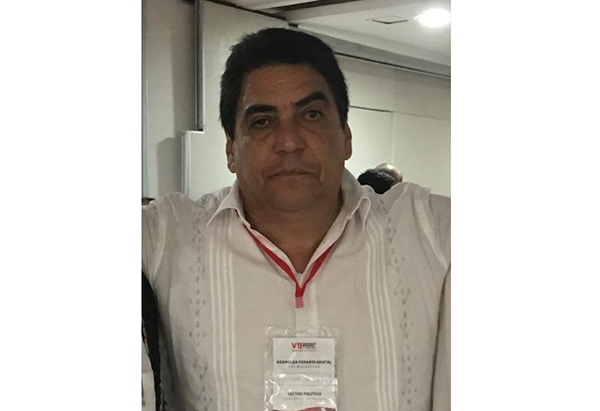 El dirigente cívico y político Edinson González.