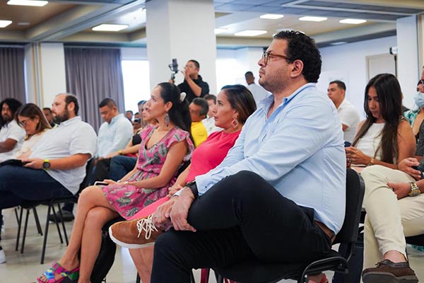 A través de la Vicerrectoría de Investigación y el Centro de Innovación y Emprendimiento de la Unimagdalena siempre buscamos rutas para avanzar con el fin de brindar un posicionamiento y rentabilidad a las empresas aliadas
