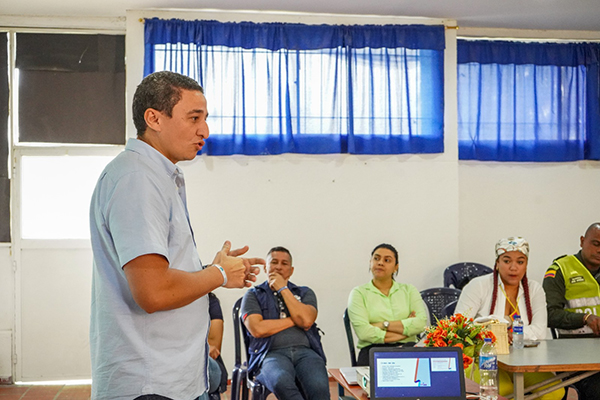 Deiby Cotes Mier, secretario de Educación, manifestó que es importante adelantar las intervenciones en las instituciones educativas coordinadamente para generar impacto y obtener mejores resultados.