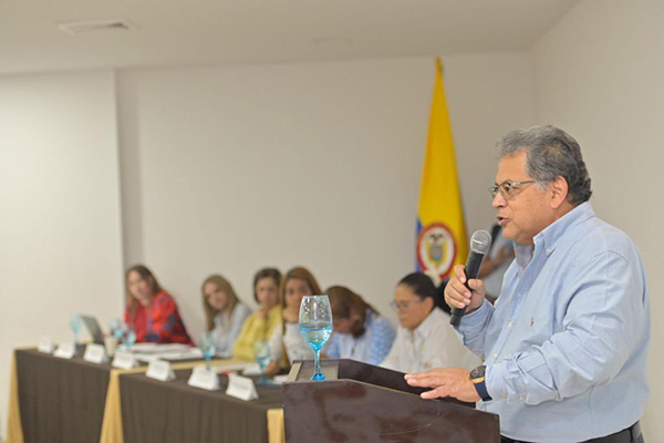Ulahy Beltrán López explicó que se deben mejorar los estándares de salud del Magdalena ya que es uno de los peor posicionados. 