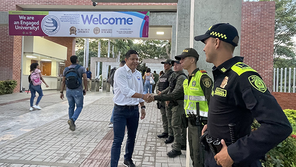 El rector Pablo Vera Salazar fue el encargado de darle la bienvenida y entregar un mensaje basado en los últimos logros obtenidos.