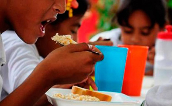 En el departamento los niños de colegios públicos tienen ocho meses sin recibir el Programa de Alimentación Escolar.